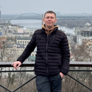 Масажист Антон Гізатуллін на Barb.ua