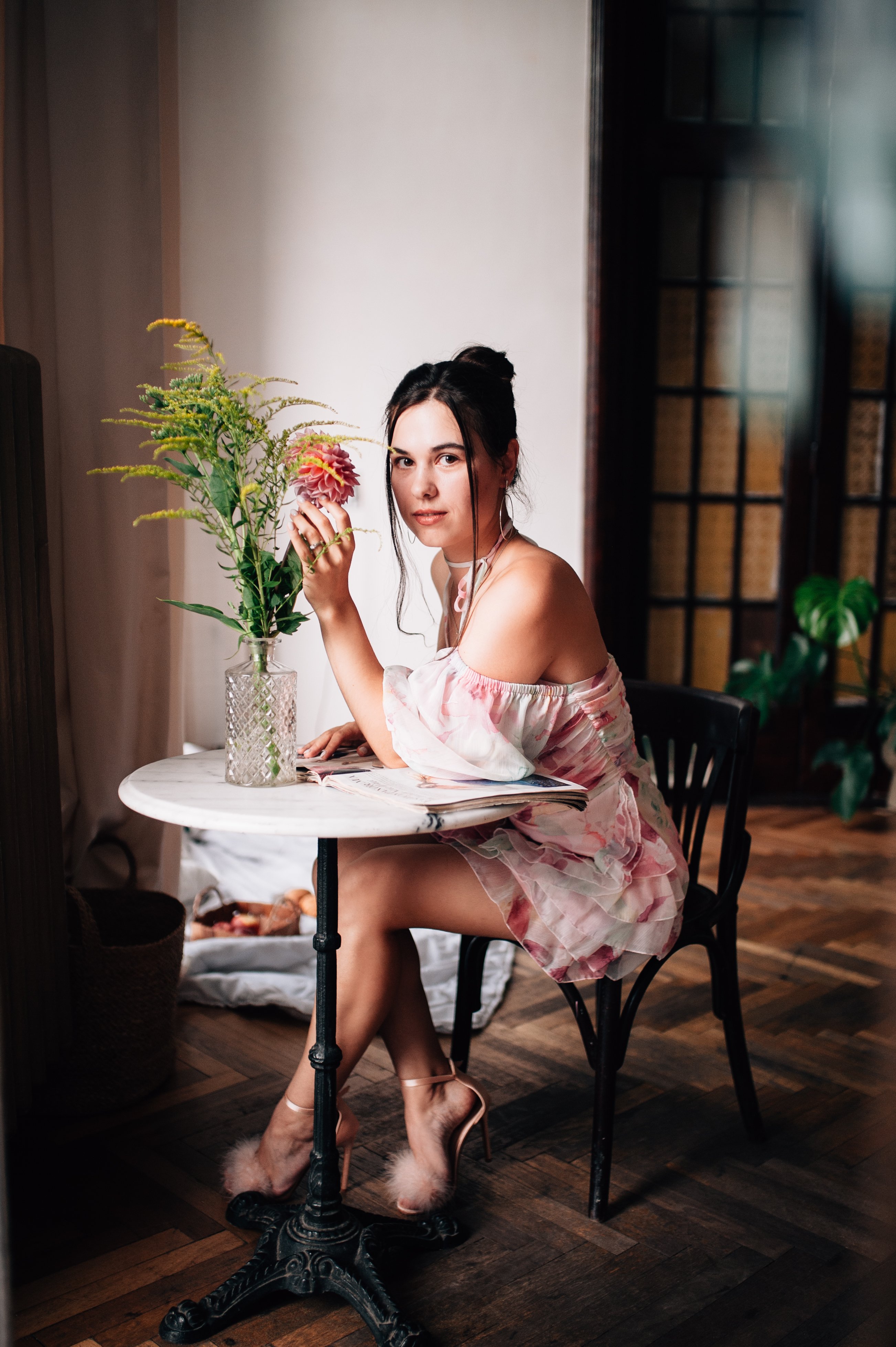 Портретна фотосесія на стільці індивідуальна, фото - Весільний фотограф Тарас Нога