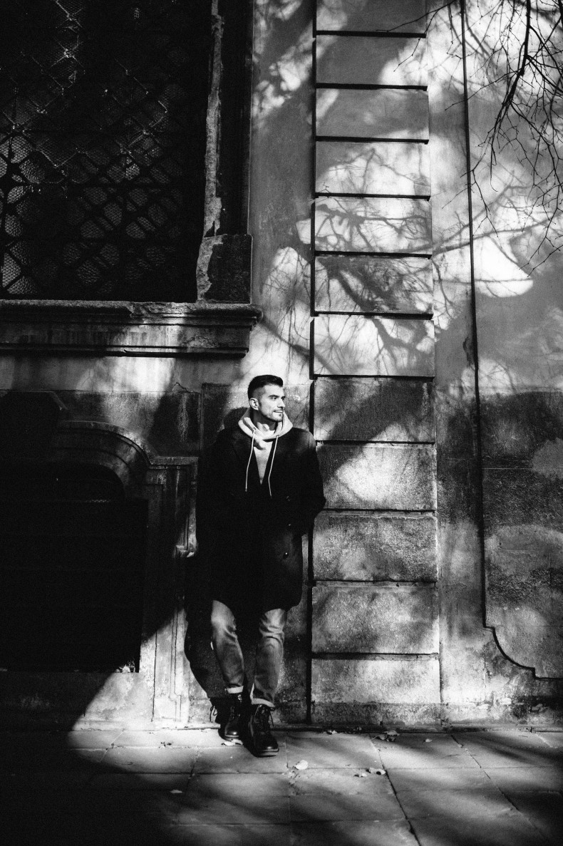 Чоловіча фотосесія чб художня, фото - Весільний фотограф Тарас Нога