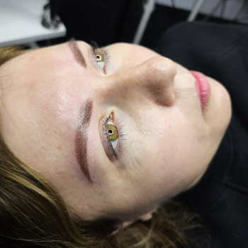 Перманентний татуаж брів