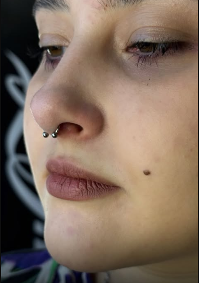 Пирсинг септум носа, фото - Тату салон TATTOO LAMARCH