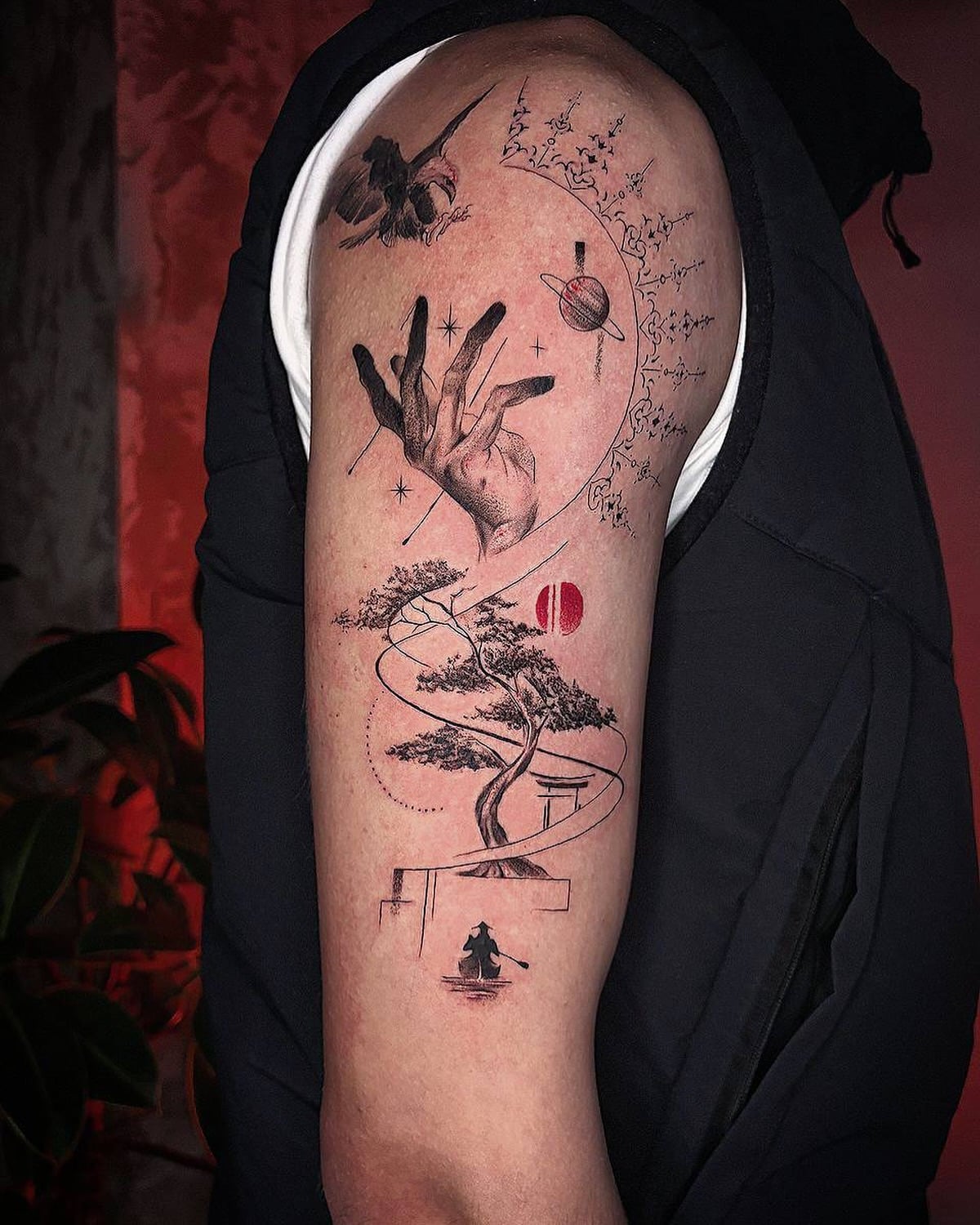 Мужские на плече цветные, фото - Тату салон TATTOO LAMARCH