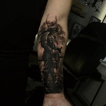Фото с портфолио TATTOO LAMARCH