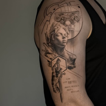 Фото с портфолио TATTOO LAMARCH