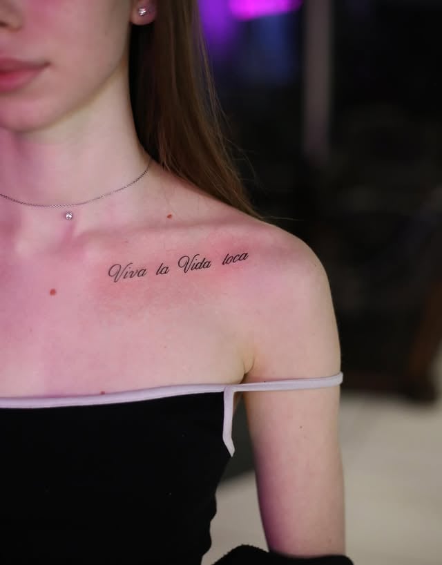 Женские на плече черно-белые, фото - Тату салон TATTOO LAMARCH