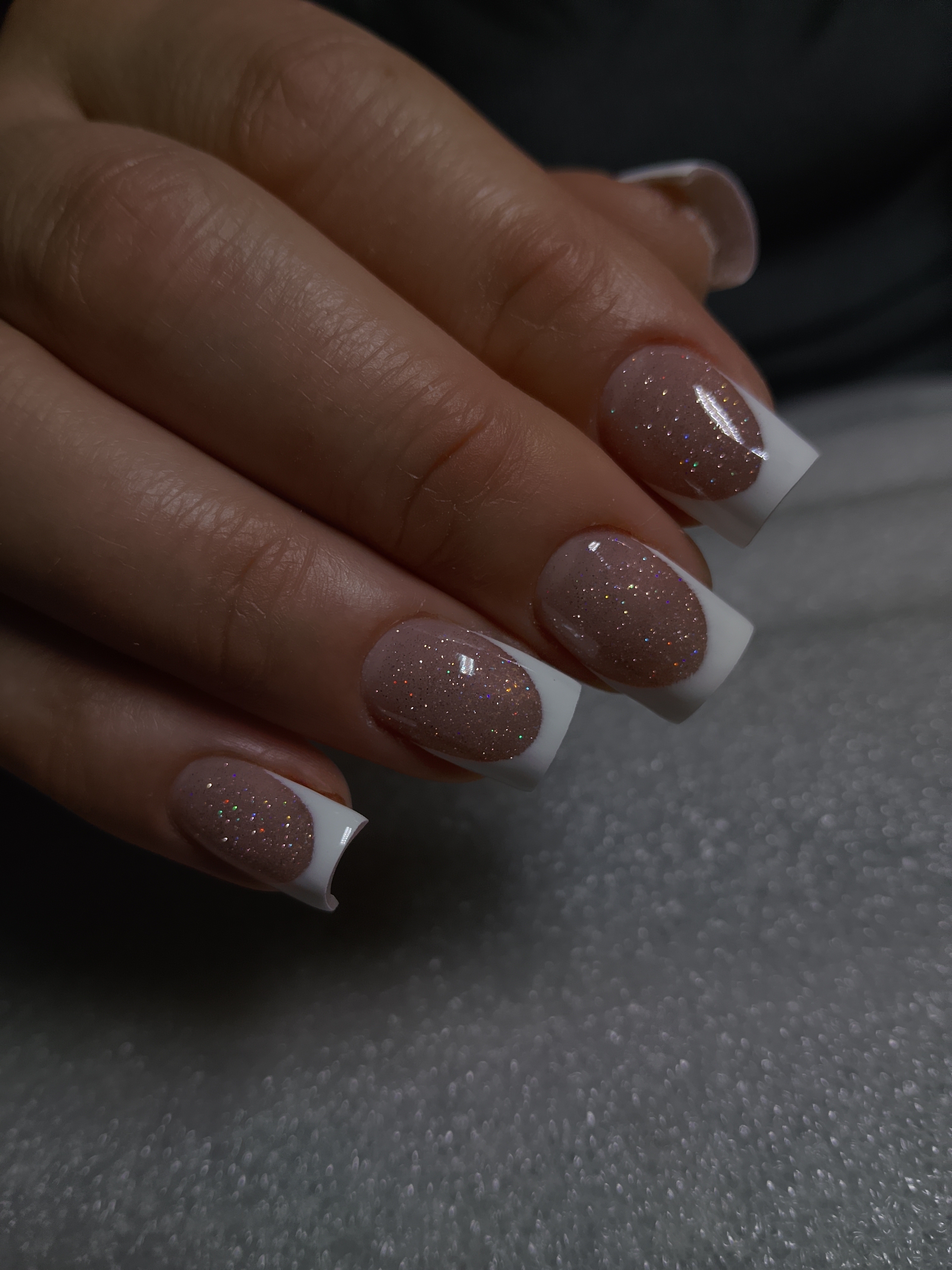 Френч маникюр блестящий, фото - Мастер маникюра Эвелина Соколова