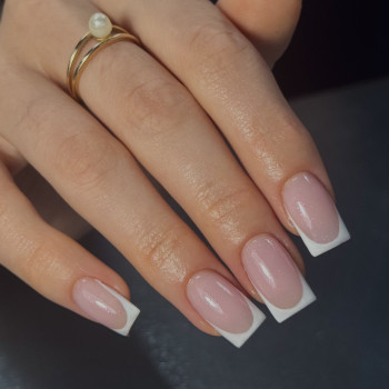 Французский маникюр деловой френч, фото - Мастер маникюра Діана Одарюк