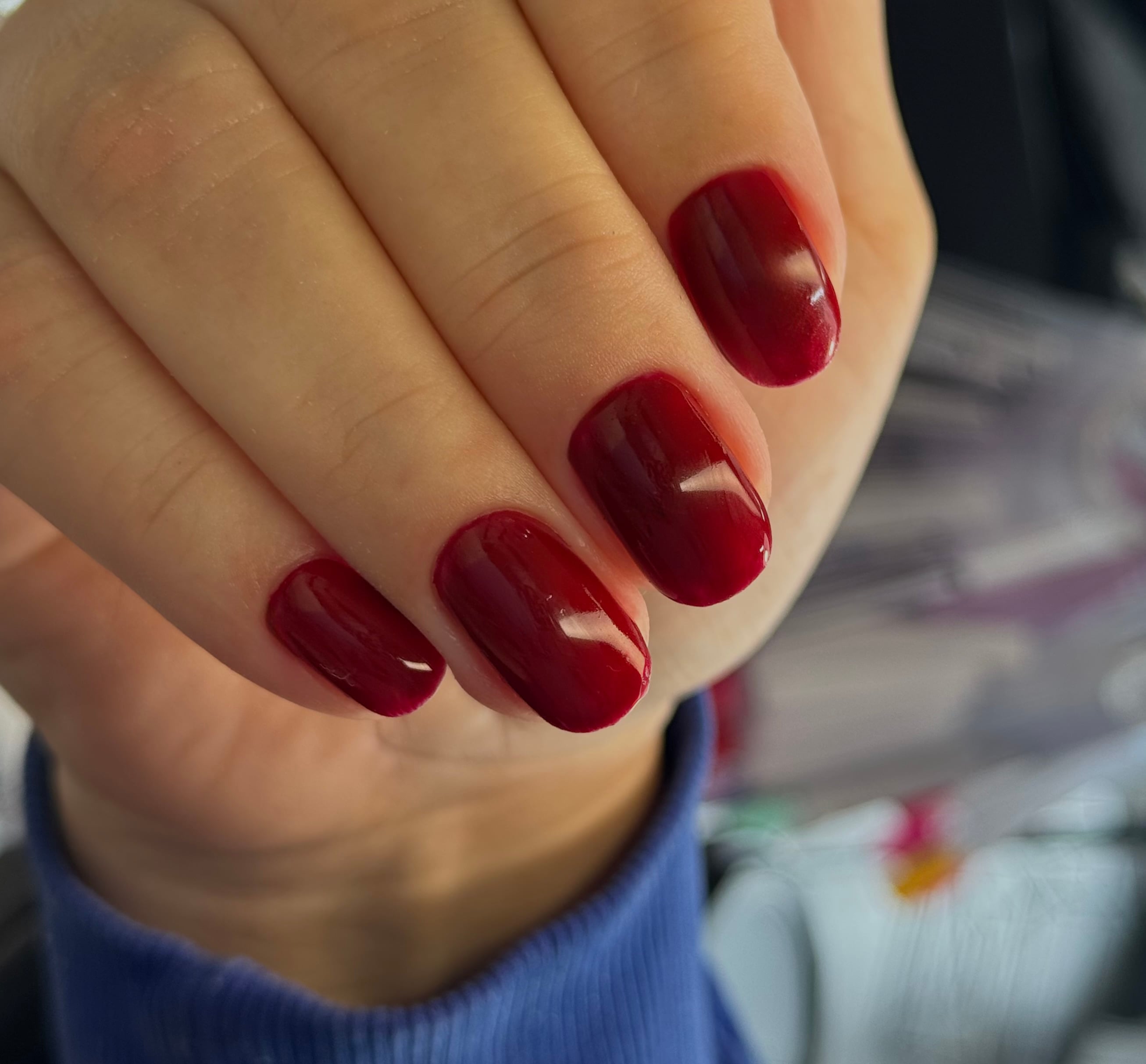 Маникюр на короткие ногти бордовый овальные, фото - Мастер маникюра Діана Одарюк