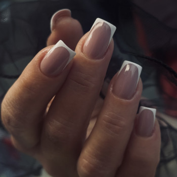 Деловой маникюр френч дорогой, фото - Мастер маникюра Діана Одарюк