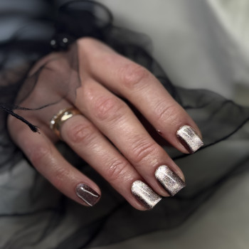 Манікюр на короткі нігті котяче око квадратні, фото - Майстер манікюру Діана Одарюк