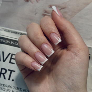 Французский маникюр на квадратные ногти френч, фото - Мастер маникюра Діана Одарюк