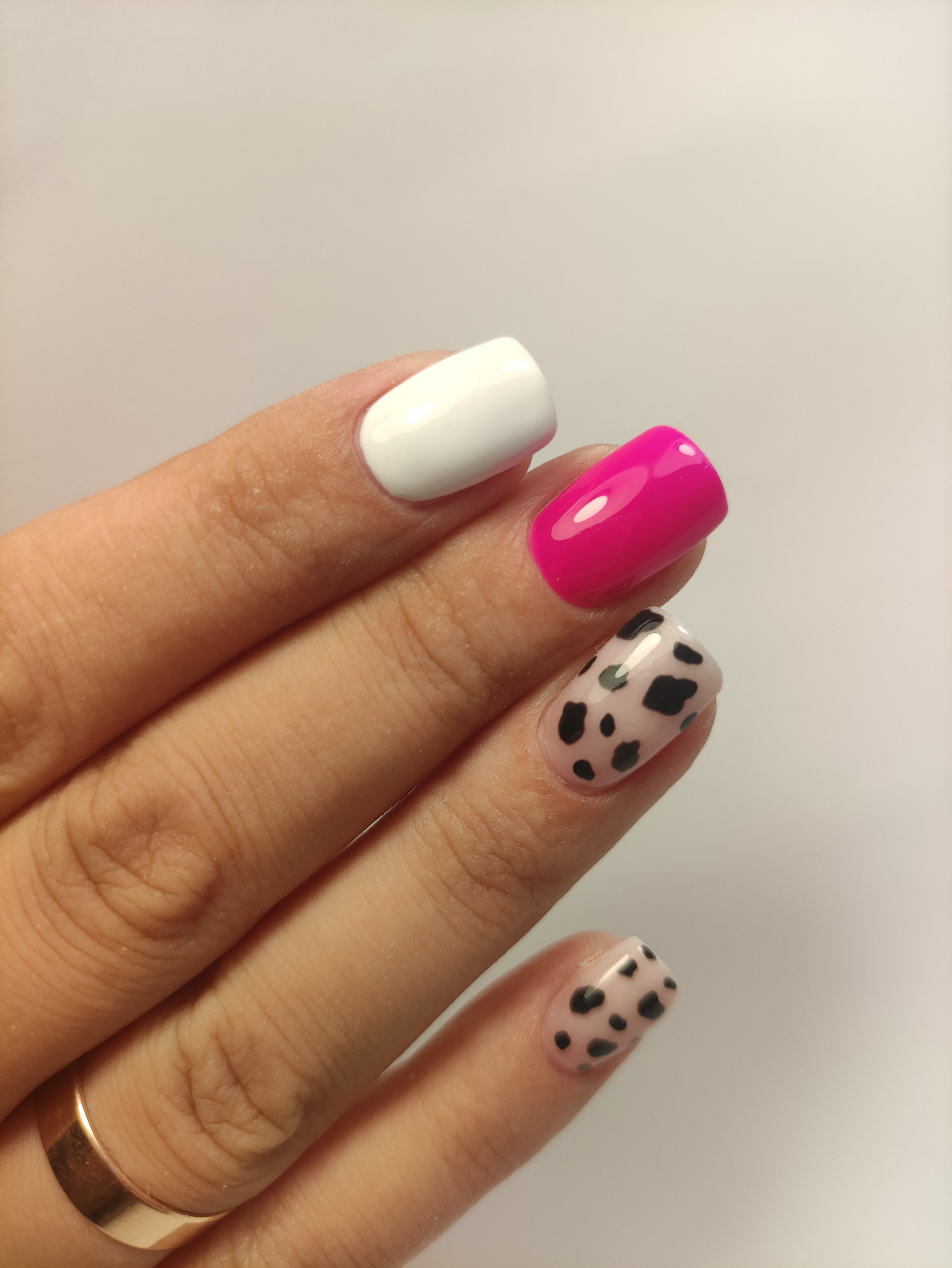 Білий манікюр рожевий на квадратні нігті, фото - Майстер манікюру Ганна Боренкова