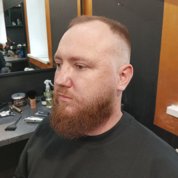 Стрижка полубокс бороды машинкой, фото - Барбер Дмитро Резніков