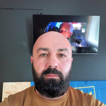 Стрижка под 0 бороди машинкою, фото - Барбер Дмитро Резніков