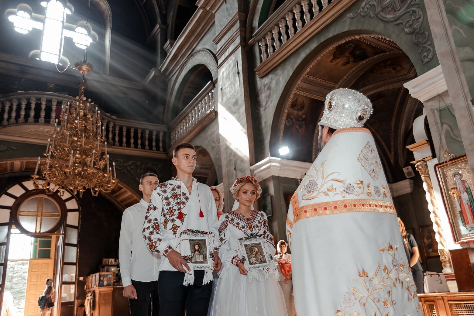 Вінчання, фото - Весільний фотограф Вікторія Бестужева