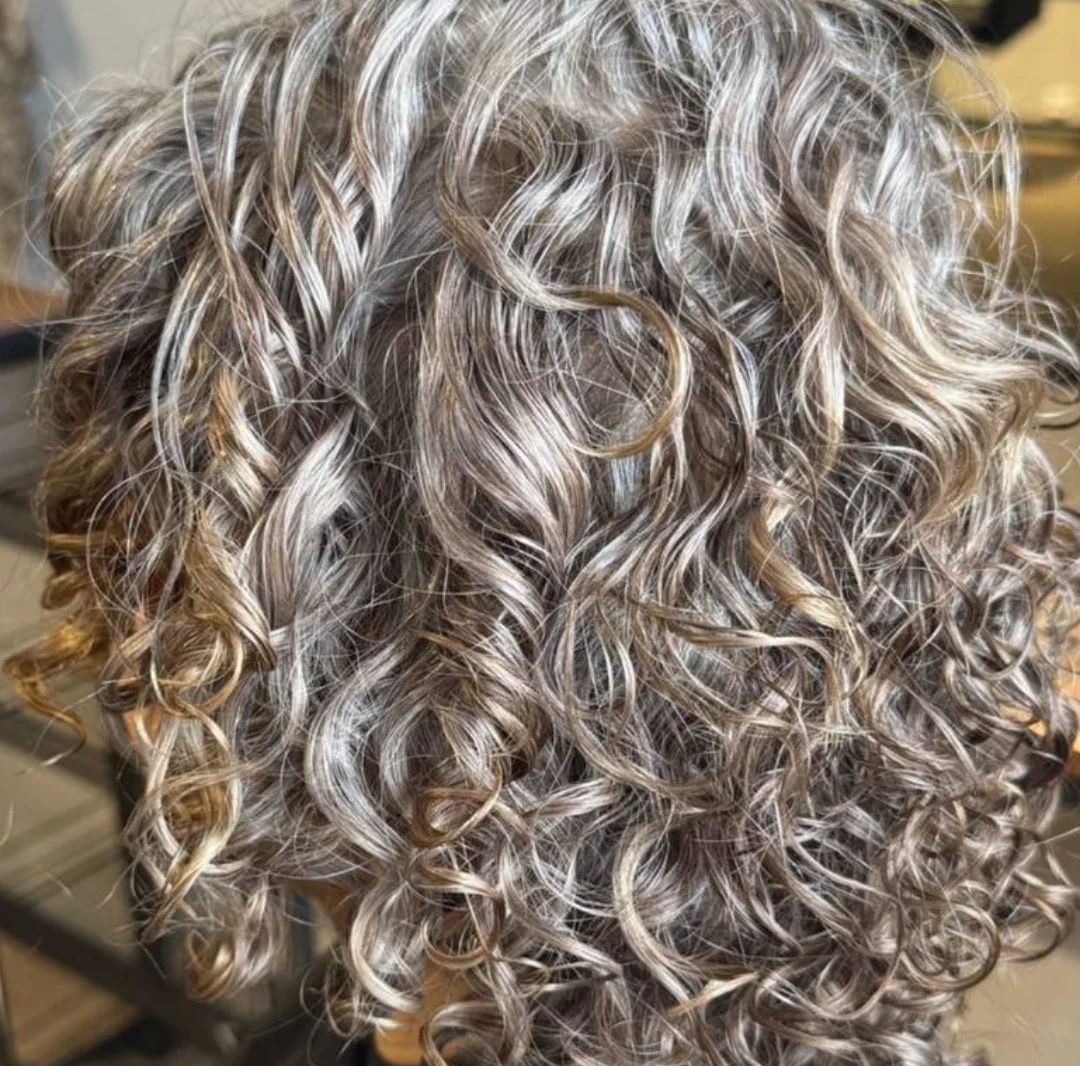 Сложное окрашивание блонд платиновый, фото - Салон красоты HAIRVICTORY