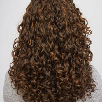 Колір волосся брюнет коричневий капучино, фото - Салон краси HAIRVICTORY