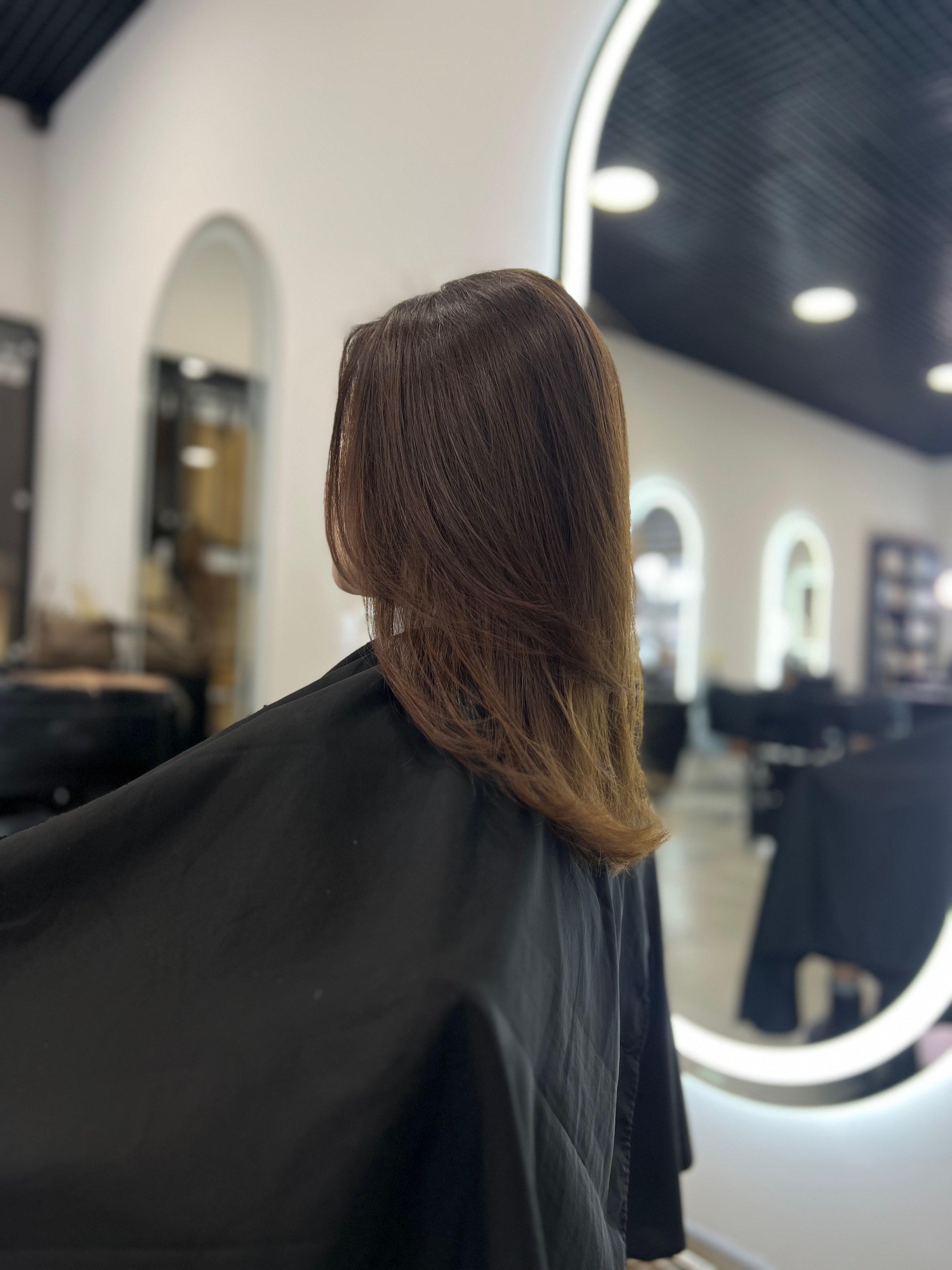 Форма «круглі слої», фото - Перукар-колорист Любов Гармаш