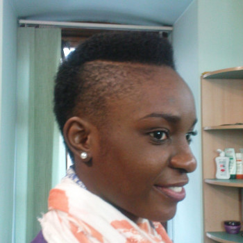 Стрижка на африканську структуру волосся,+ базова укладка