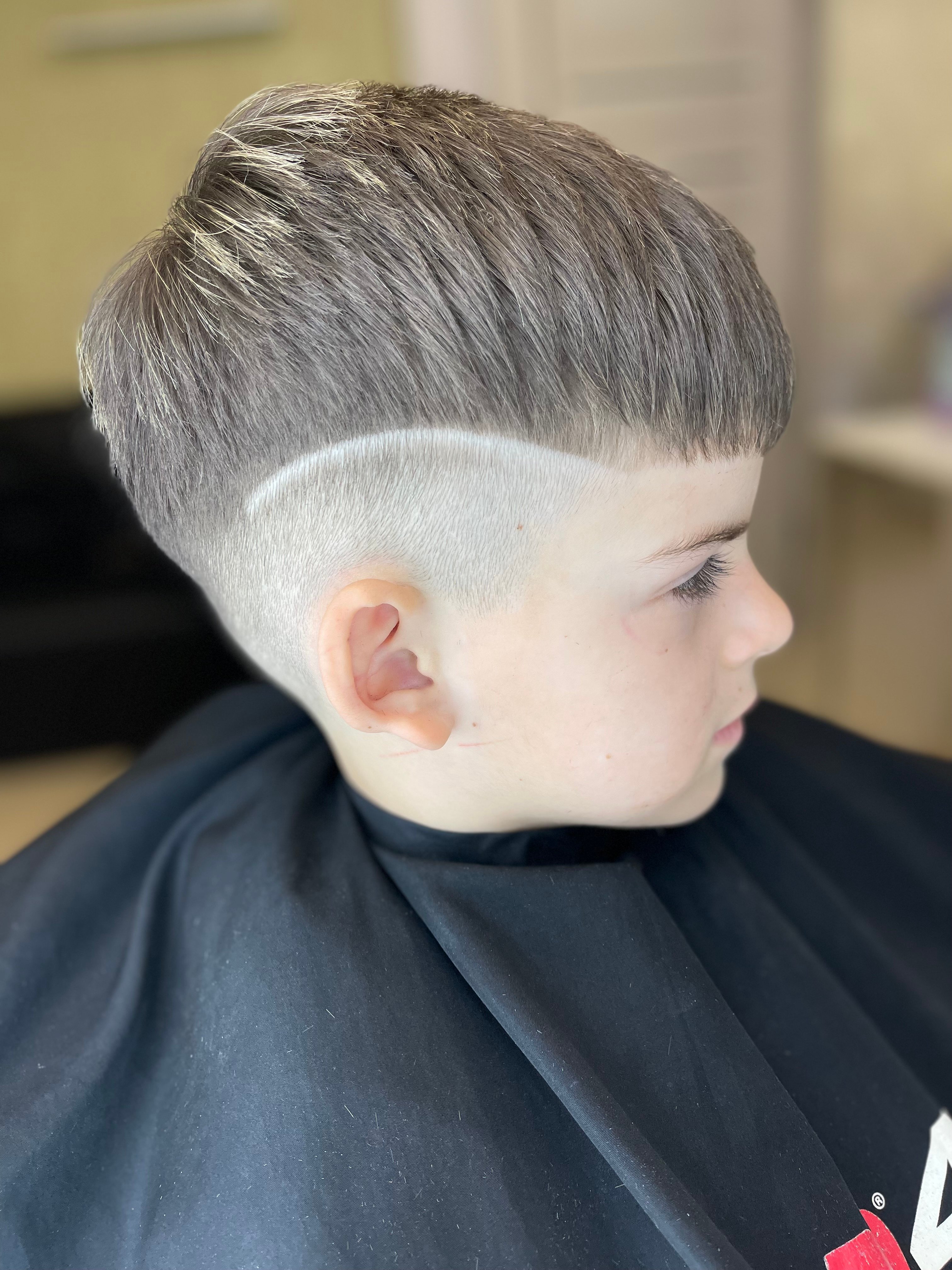 Стрижка для хлопчика Малюнок на волоссі (hair tattoo), фото - Перукар Римма Дергунова