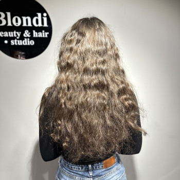 Кератинове вирівнювання ДО