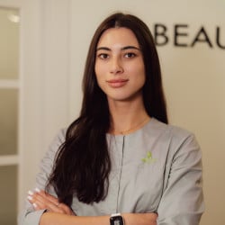 Титаренко Вікторія Сертифікований спеціаліст лазерної епіляції Lumenis/Deka/Mantis