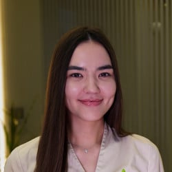 Капля Дарина/ Лікар дерматолог/ Дипломований спеціаліст Lumenis M22/ Стаж роботи 2 роки