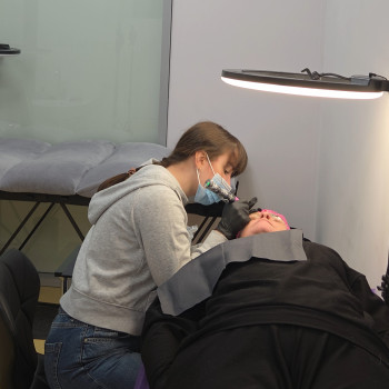 Процес перманенту брів.