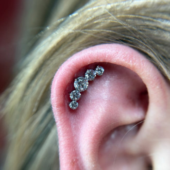 пірсингкамянецьподільський пірсингвуха