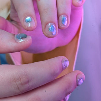 Незвичайний манікюр на дуже короткі нігті, фото - Майстер манікюру Ірина