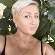 Майстер манікюру Анжелика Догоренко на Barb.ua