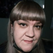 Молодша медична сестра по догляду за хворими Елена Калашник на Barb.ua