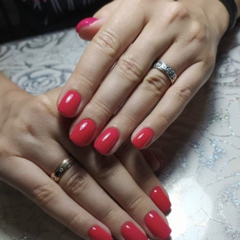 Класичний манікюр кораловий, фото - Майстер манікюру Анжелика Догоренко