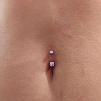 Пірсинг пупка (з титановою прикрасою для первісного проколу)