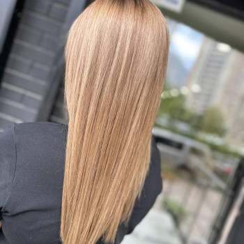 Складне фарбування бежевий блонд золотистий, фото - Салон краси Fargo