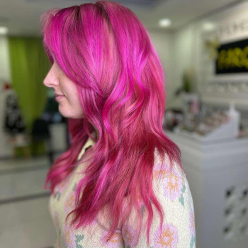 Колорирование розовый цвет волос персиковый, фото - Салон красоты Fargo