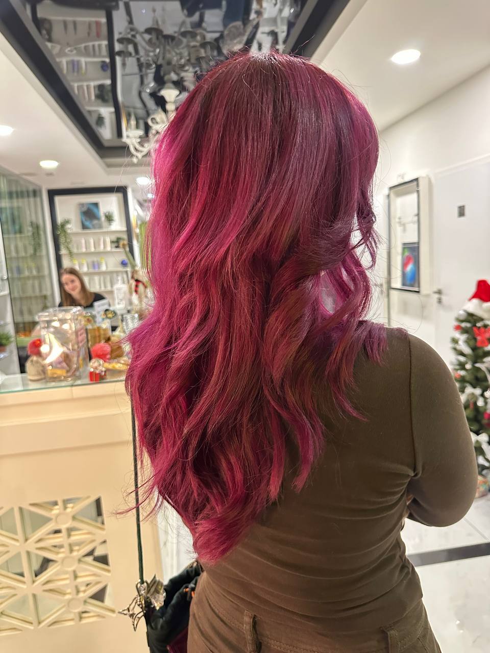 Колорування мідний колір волосся рожевий, фото - Салон краси Fargo