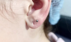  Майстер з пірсингу Елена Запоріжжя