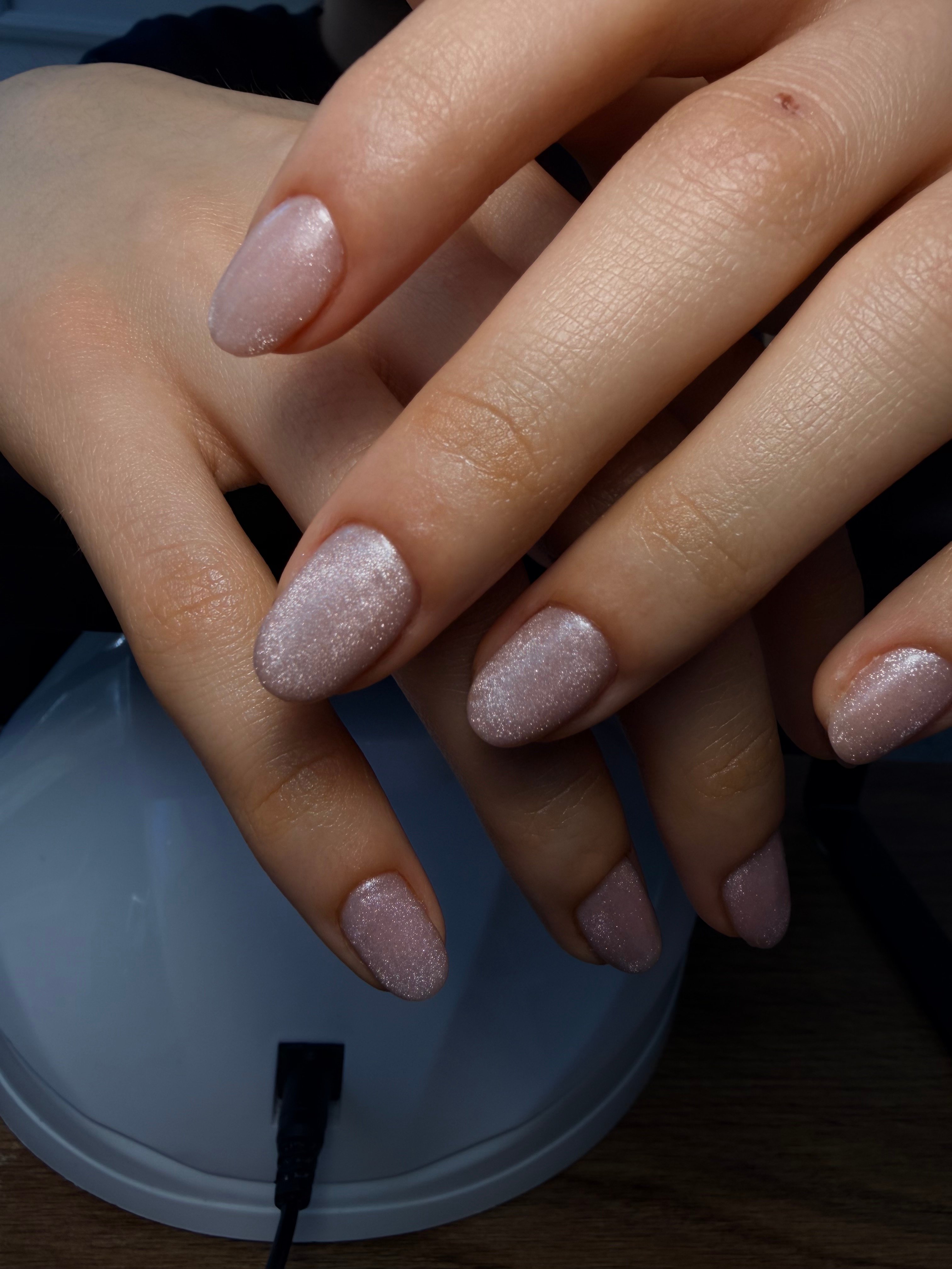 Манікюр котяче око світловідбивний металік, фото - Майстер манікюру Світлана Молочинська