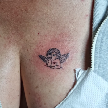 Тату женские на груди мини, фото - Мастер татуажа Елена Сколибог