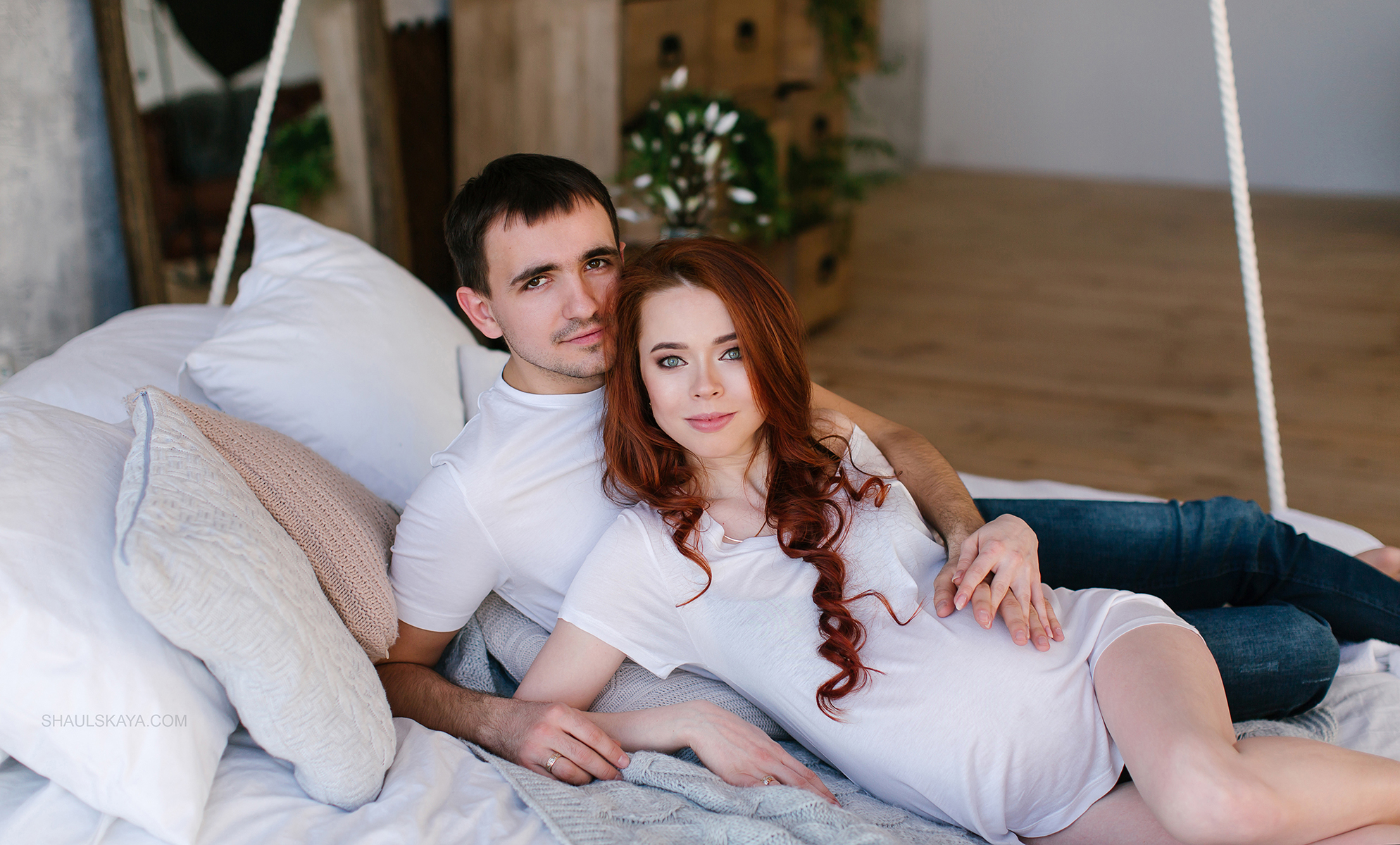 Сімейна фотосесія еротична у ліжку, фото - Весільний фотограф Анна Шаульская