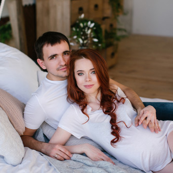 Сімейна фотосесія еротична у ліжку, фото - Весільний фотограф Анна Шаульская