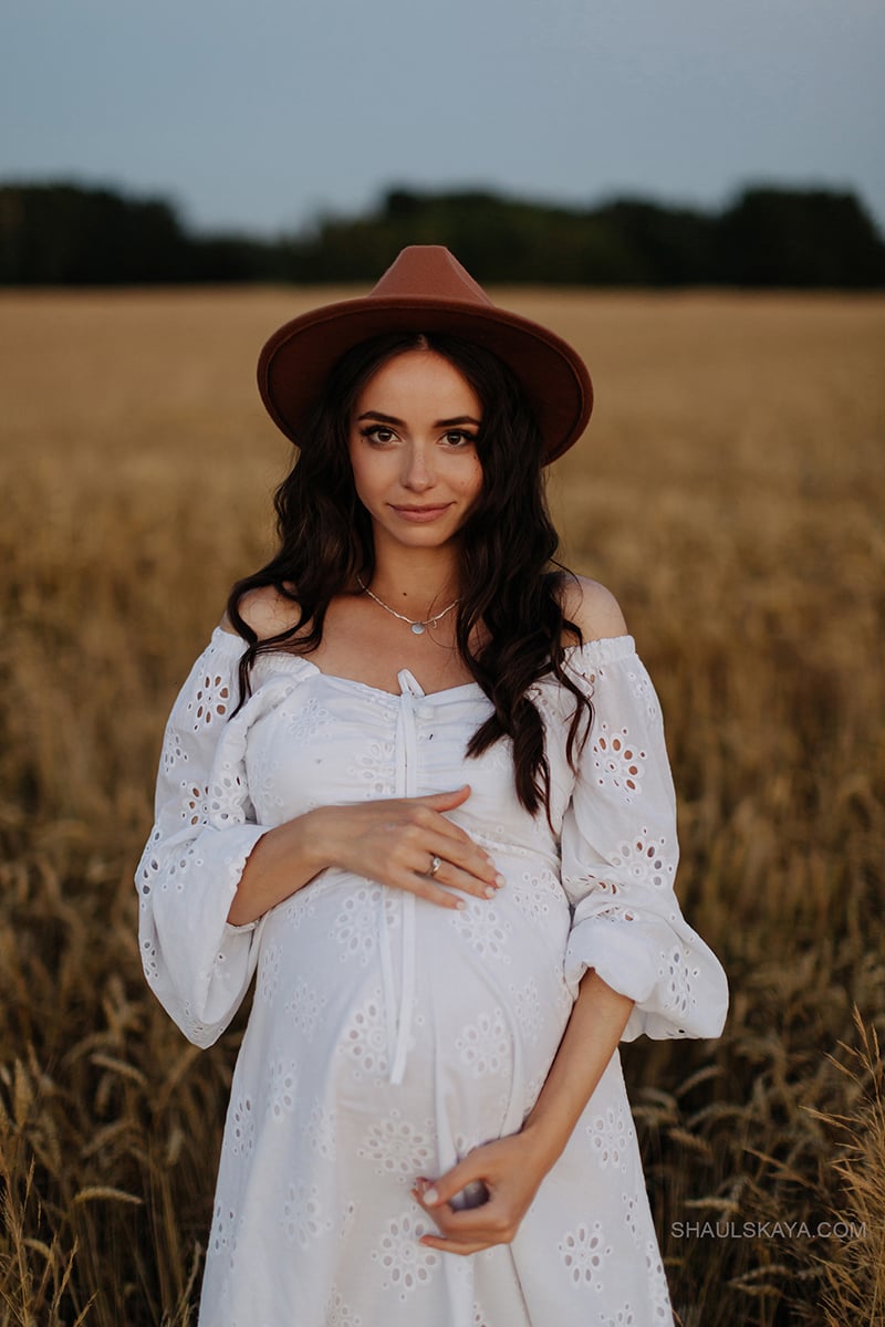 Фотосесія вагітності на природі у полі, фото - Весільний фотограф Анна Шаульская