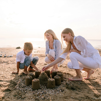 Сімейна фотосесія на пляжі морі, фото - Весільний фотограф Анна Шаульская