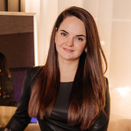 Парикмахер-колорист Эльвира Днепр,вулиця Старокозацька, 26 район Глобы