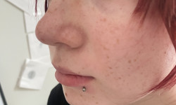 Пірсинг губи Майстер з пірсингу Татьяна Київ