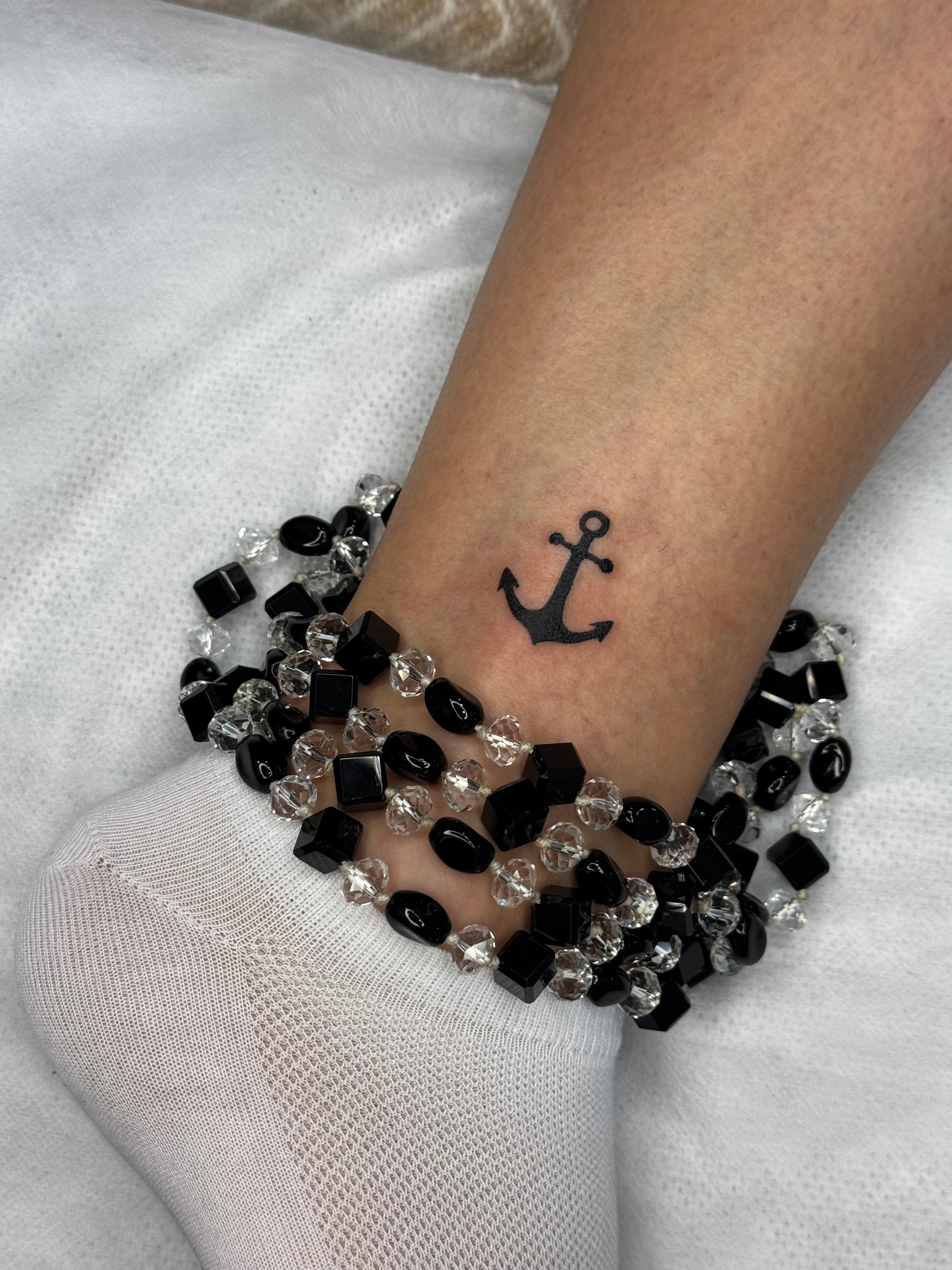 Квіти мінімалізм якір, фото - Майстер татуажу Татьяна Латова