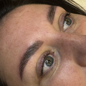 ламінування брів та ламінування вій