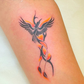 Тату цветные цветы минимализм, фото - Мастер татуажа Татьяна Латова