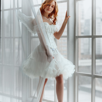 Фотосессия в студии для парня с крыльями, фото - Фотограф Геннадий Лебедев